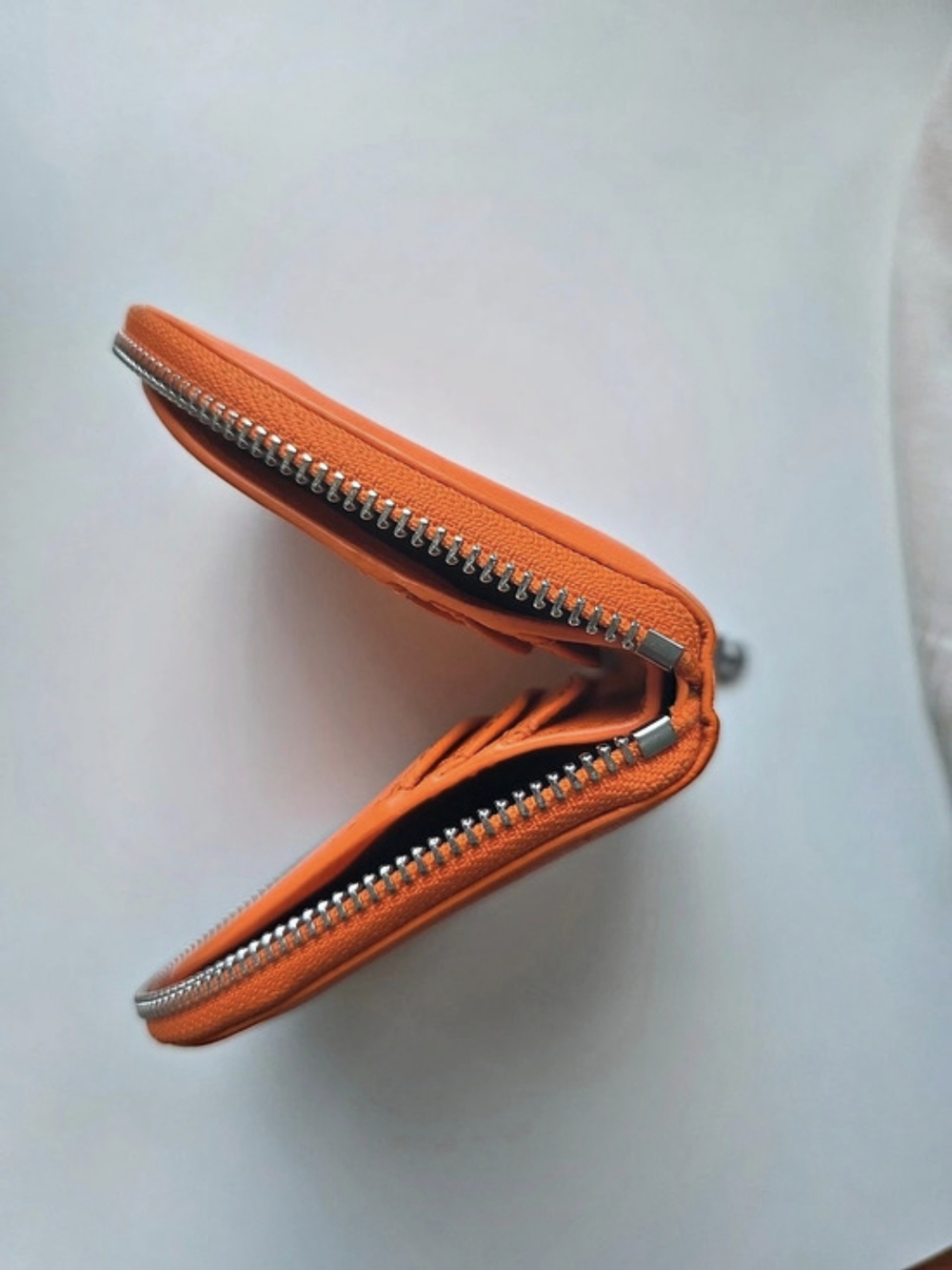 Telfar Compact Zip Wallet Zip Wallet in Orange Like New - Picture 4 of 6